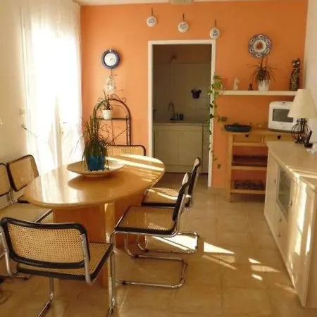 Miramonte By Interhome Дом отдыха Venzolasca